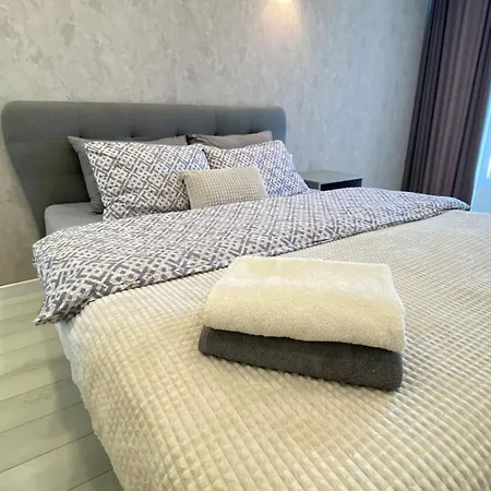 Rentnow White And Cozy In Center, Parking Chisinau