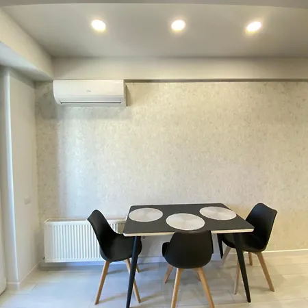 Apartment Rentnow White And Cozy In Center, Parking *